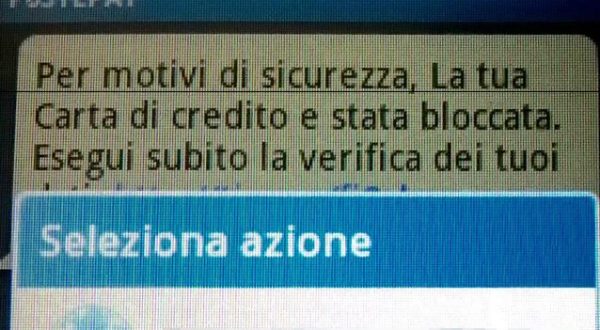 “Carta di credito bloccata”, attenzione alla nuova truffa Postepay