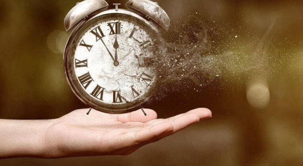 L’ansia causata dal passare del tempo