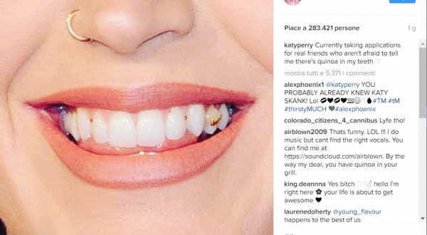 Figuraccia sul red carpet per Katy Perry