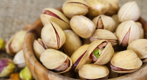 Ecco cosa succede se mangi 49 pistacchi non salati (30 gr.) al giorno