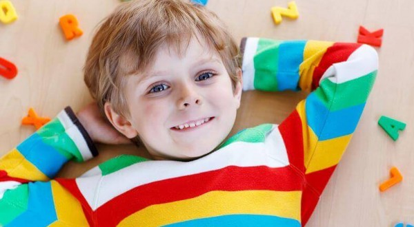 Un bambino ha bisogno di essere felice, non il migliore