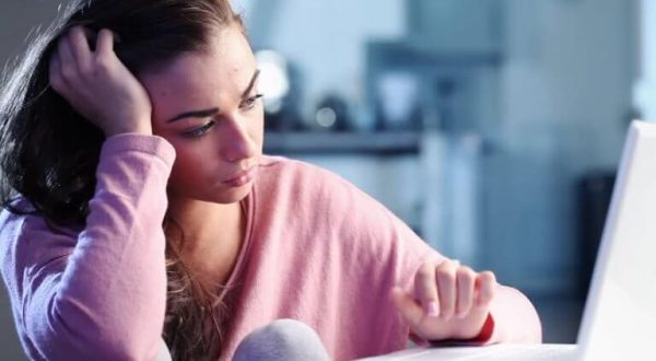 La violenza passiva: ferite profonde che sembrano superficiali