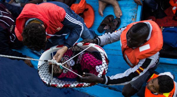 Il dramma dei rifugiati: nella terra di nessuno