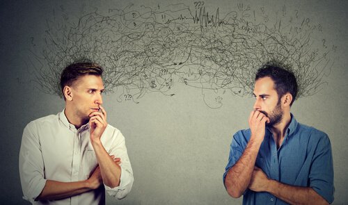 Aspettative sociali: come scaturiscono e ci influenzano