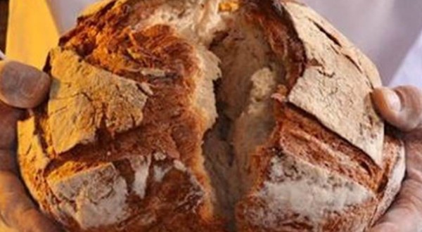 Il Pane della Nonna, forse qualcuno lo ricorda, durava dieci giorni…