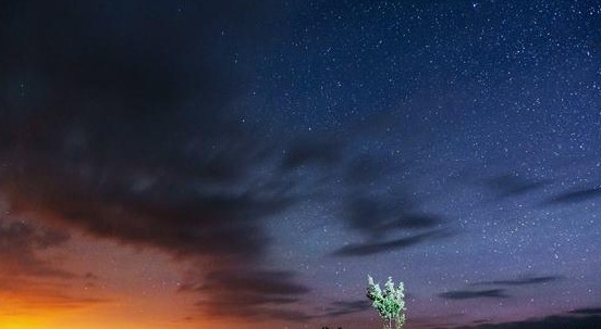 Luna-Venere-Mercurio: lo spettacolare triangolo solcato dalle stelle cadenti