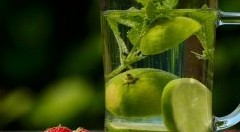 Drunkoressia: la nuova moda che in Italia colpisce più ragazze che ragazzi