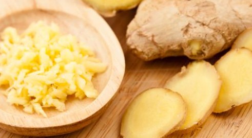 Ecco cosa succede se mastichi un pezzetto di zenzero due volte al giorno