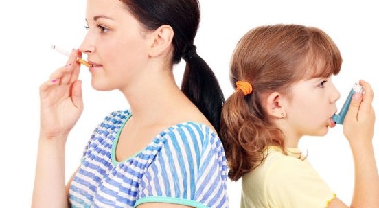 I figli di genitori fumatori presentano i loro stessi livelli di nicotina: lo studio shock