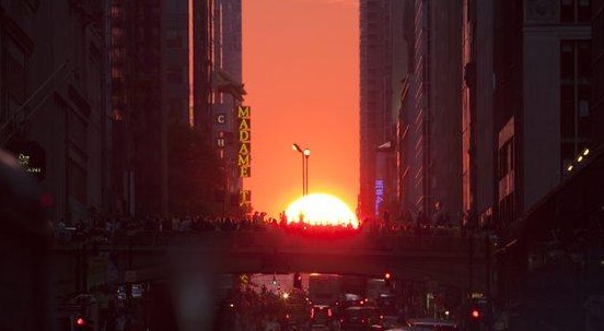 Manhattanhenge 2018: le spettacolari immagini del solstizio di New York
