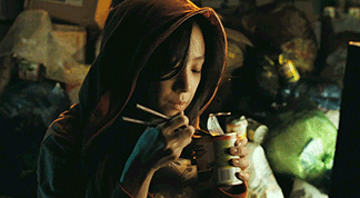 Quelli che Non Escono Mai di Casa: Il Fenomeno degli Hikikomori