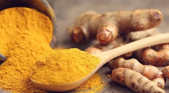 Curcuma preziosa anche per il glaucoma: presto un collirio a base di curcumina