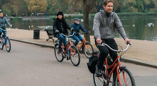 La Svizzera dice sì alla bicicletta