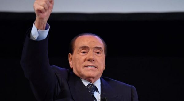 Silvio Berlusconi pronto a candidarsi alle elezioni europee