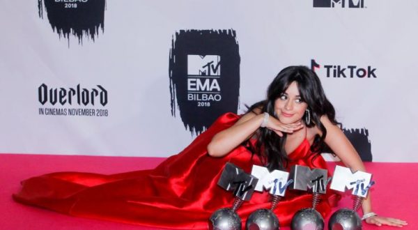 Camila Cabello stravince a EMA 2018