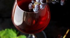 Vinitaly in programma a Verona da domenica 7 aprile al 10