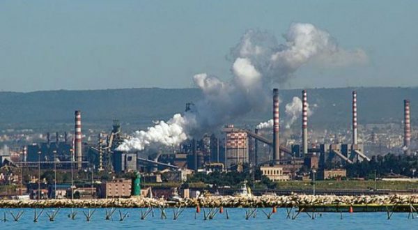 Ex Ilva: Si attendono notizie sul trasferimento dei propri figli in altri istituti per la ripresa delle attività didattiche
