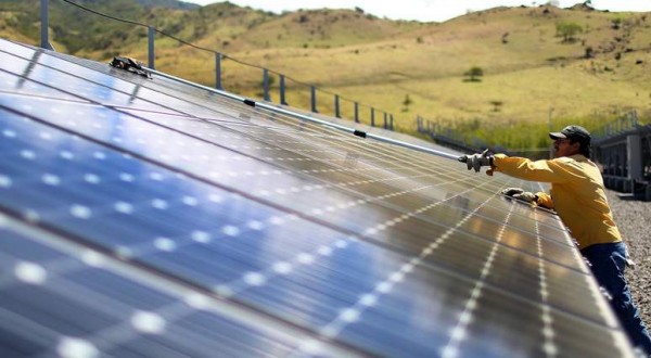 Ridurre a zero le emissioni di gas serra entro il 2050 è fattibile!