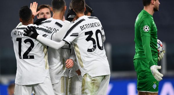 Tris Juve alla Dinamo Kiev, Chiesa-Ronaldo-Chiesa in gol