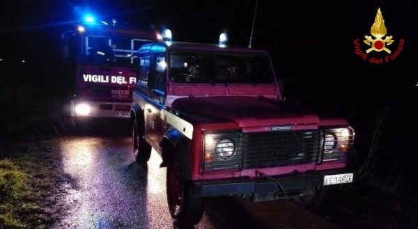 Maltempo, operaio muore travolto dall’acqua nel Potentino