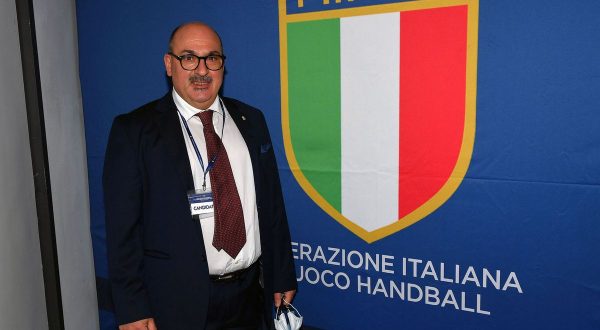Pallamano, Loria confermato presidente Figh “Grande soddisfazione”