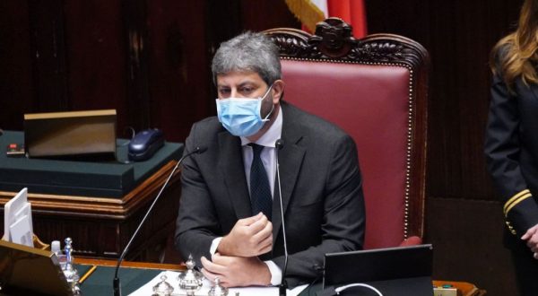 Fico “M5S e maggioranza hanno il dovere di sostenere Conte”