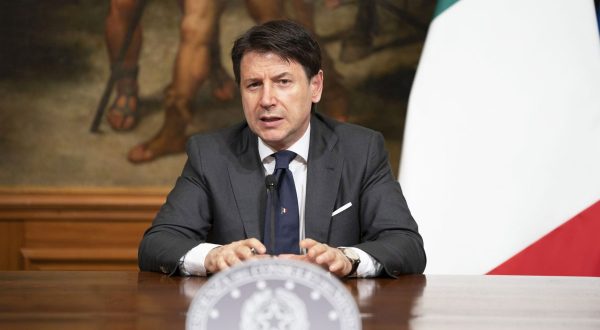 Conte non esclude il rimpasto “Se c’è malcontento bisogna ascoltarlo”