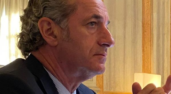 Zaia “Dal 19/12 al 6/1 confini comunali chiusi alle 14 in Veneto”