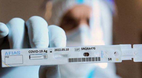 Covid, 16.308 nuovi casi e 553 decessi nelle ultime 24 ore