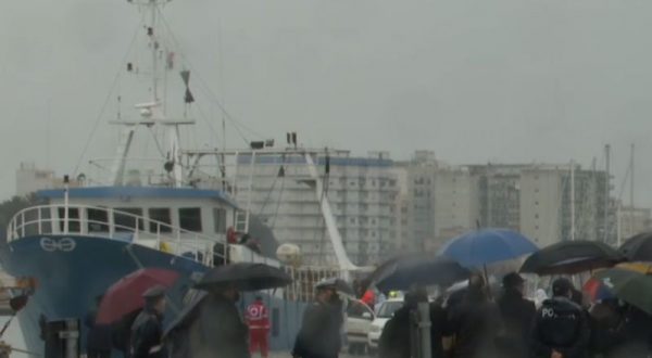 Mazara Del Vallo, arrivati i 18 pescatori dalla Libia
