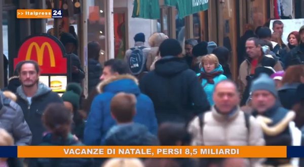 Vacanze di Natale, persi 8,5 miliardi