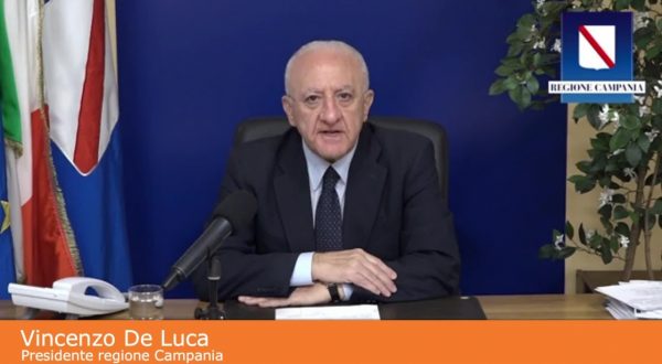 De Luca “In Campania durante feste vietato raggiungere seconde case”