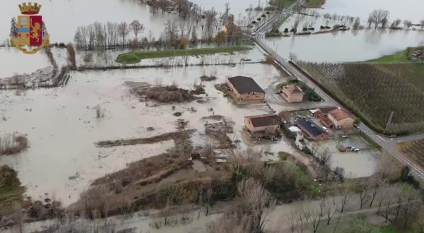 Alluvione nel Modenese, sopralluogo con elicottero Polizia di Stato