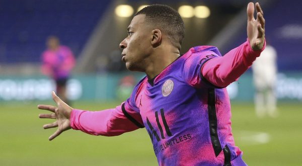 Cahampions, vittorie esterne per Psg e Chelsea nell’andata dei quarti