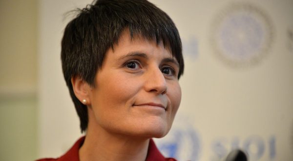 “AstroSamantha” prima donna europea al comando della Stazione spaziale