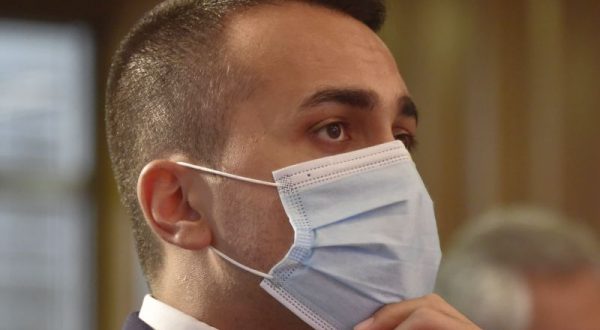 Di Maio “Scegliamo l’Italia per l’estate, sosteniamo le imprese”