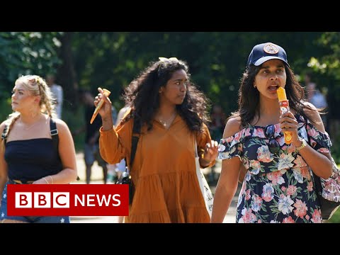 Covid rules ease in England as nightclubs reopen and bar service resumes – BBC News