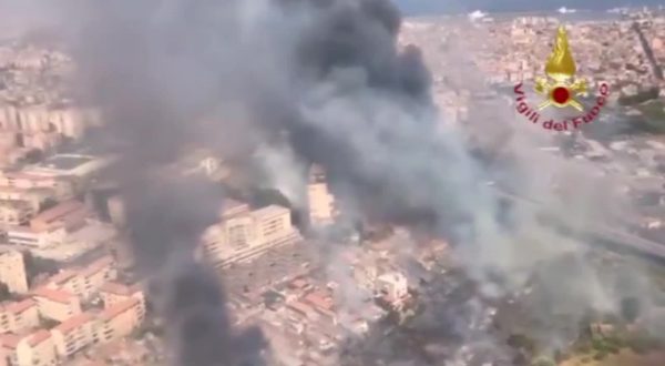 Incendi, Catania brucia dal centro alle periferie