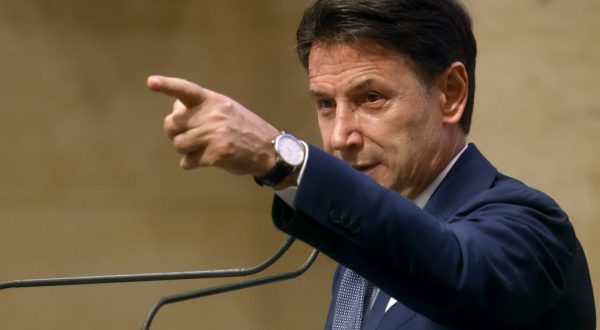 M5s, Conte eletto presidente “Entro fine anno il programma di Governo”