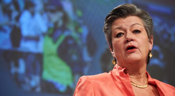 Afghanistan, Johansson “Dall’Ue nessun rimpatrio forzato”