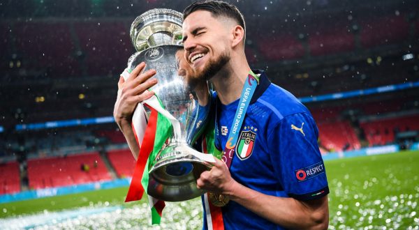 Jorginho “Adesso arriva il difficile, restiamo umili”