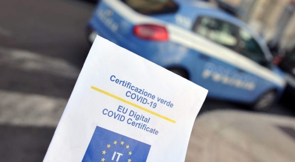 Green pass, Assindatcolf “Estendere l’obbligo a baby sitter e domestici”