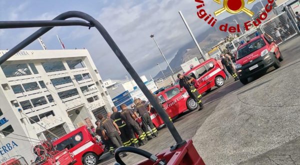 Incendi, oggi 28 interventi: potenziato dispositivo soccorso dei vigili del fuoco