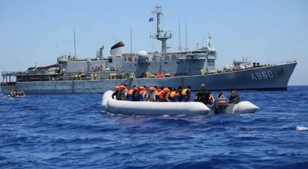 Sette nuovi sbarchi a Lampedusa, arrivati 191 migranti