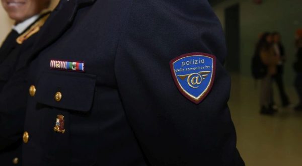 Migliaia di file pedopornografici in casa, arrestato 35enne a Messina