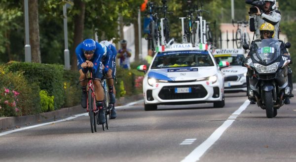 Agli Europei di ciclismo oro per l’Italia di Ganna nel team relay