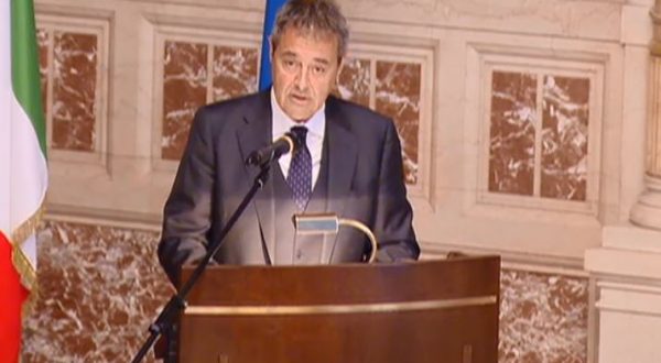 Energia, ARERA “La transizione ha un costo, attenzione ai più deboli”