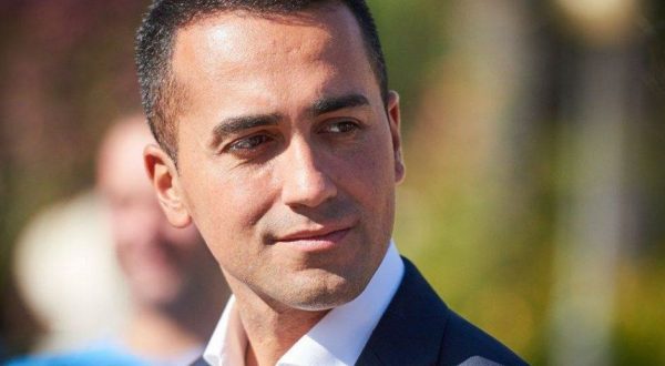 Di Maio “dobbiamo remare tutti nella stessa direzione”
