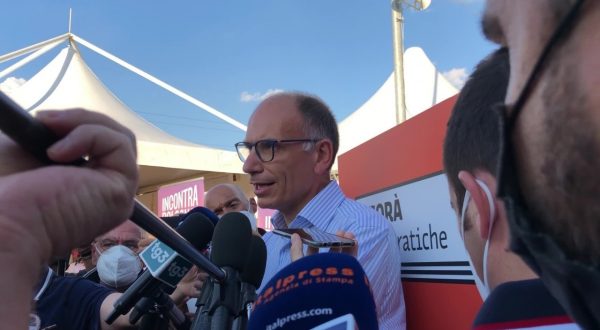 Green Pass, Letta “Lega fuori da maggioranza”