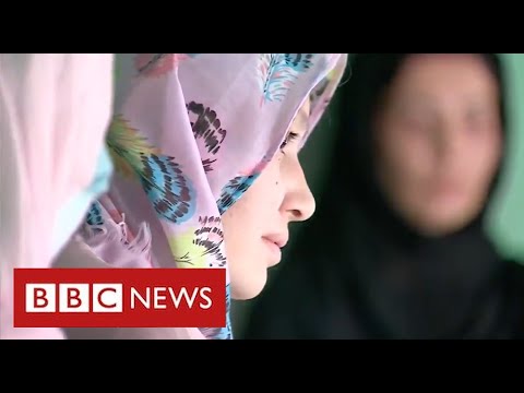 Thousands of Afghan women fear the Taliban won’t let them work – BBC News